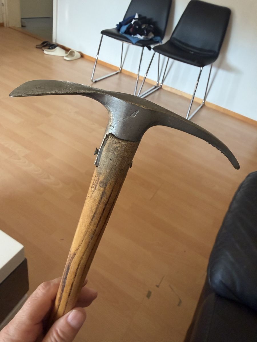 Attrezzatura da arrampicata: Bergsteiger-Pickel Eispickel  – Usato da Baden venduto da noli.r 1