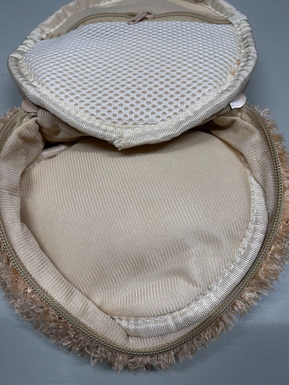 Taschen: Pochette in peluche 17 x 17 cm – Gebraucht aus Giubiasco von LorisVale 4