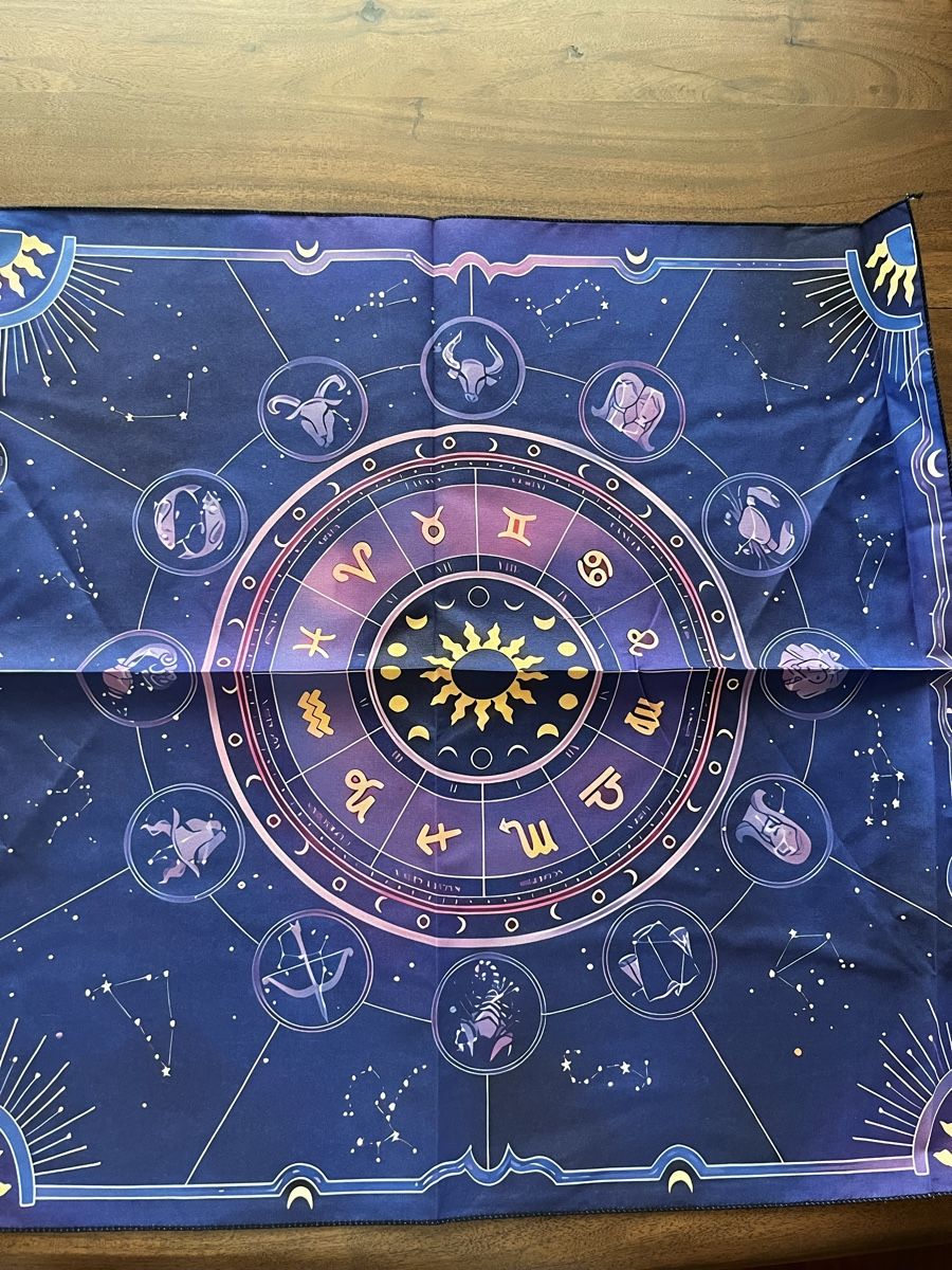 Alle Dekorationen: Altartuch mit Zodiac Kreis – Neu und originalverpackt aus Gams von Mariawicca