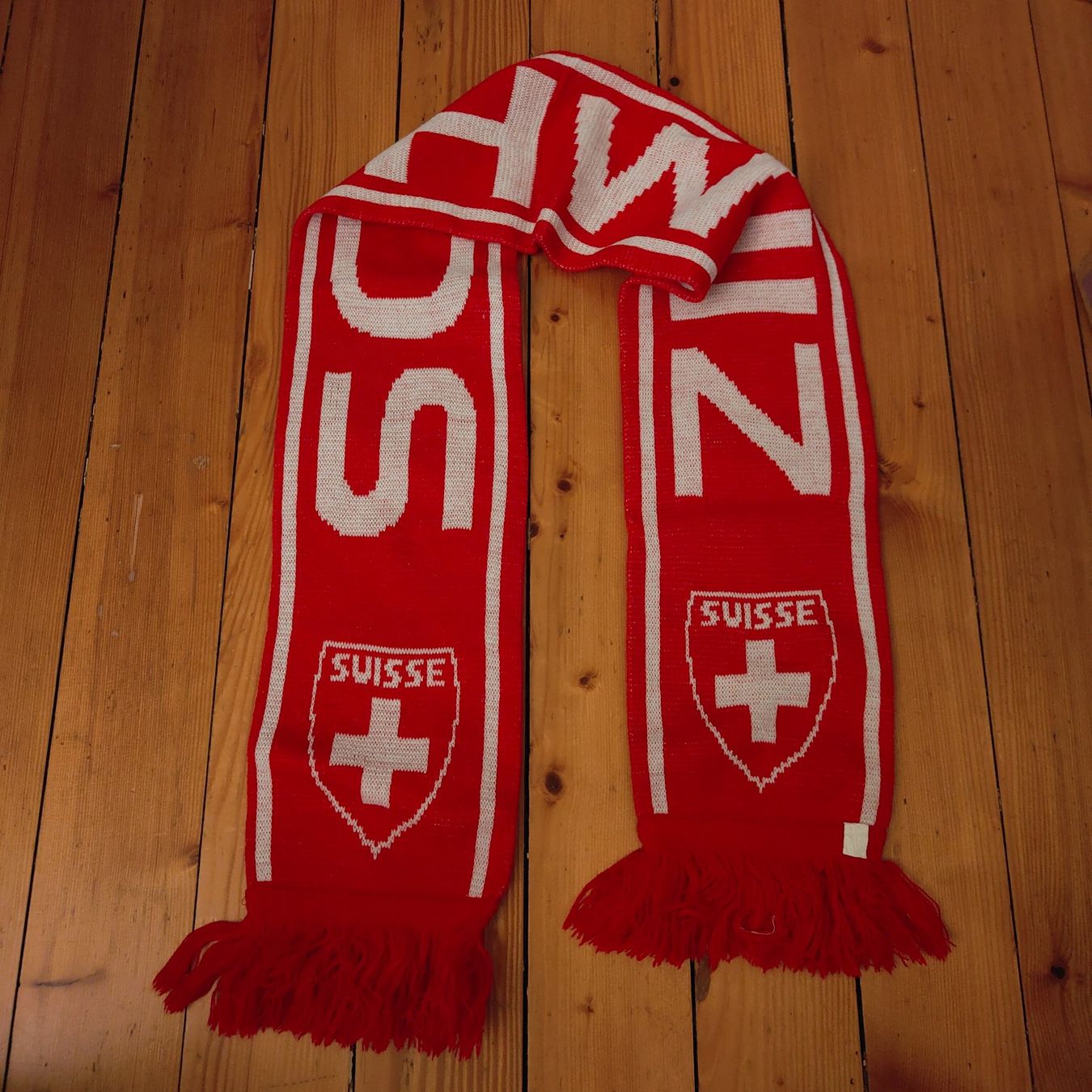 Foulard & Sciarpe: écharpe Suisse Schwiiz – Usato da Nyon venduto da aar_g6pl 1