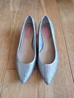 Chaussures Isaac Mizrahi à talon petit argentées T38
