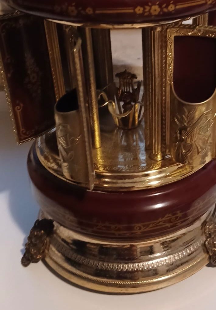 Carillon: Wunderschöne Spieluhr / Karussell – Usato da Olten venduto da ale_nb2x 3