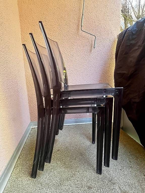 Sedie: Chaises transparantes exterieur – Usato da Martigny venduto da Fwilcox 2