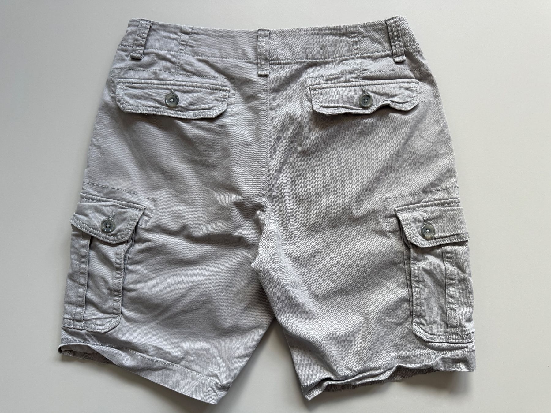 Pantaloni: Old Navy Cargo pants w32 bermuda 98% cotton 6 pockets – Usato da Neuchâtel venduto da _Easy_to_Find_ 7