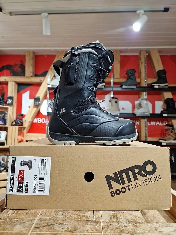 Scarpe da uomo: NITRO CROWN TLS SNOWBOARD BOOTS | BLACK – Usato da Grindelwald venduto da Backdoor_Shop
