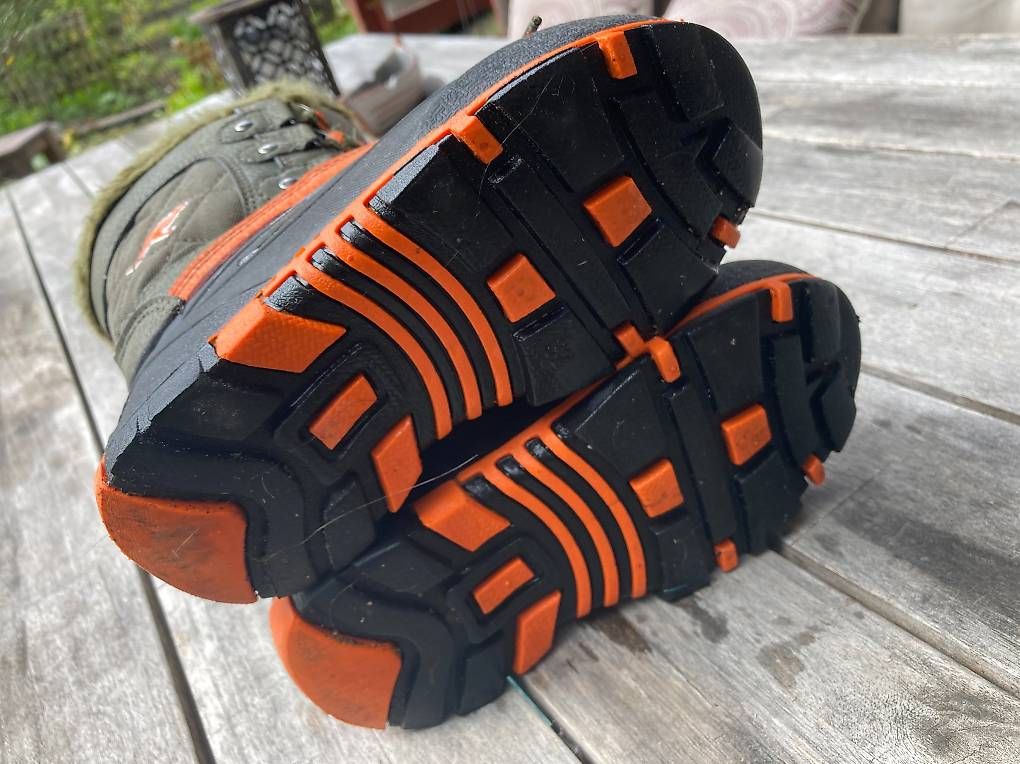 Scarpe per ragazzi: Winterstiefel KangaROOS Gr. 32 – Usato da Schmiedrued venduto da Giorda 2