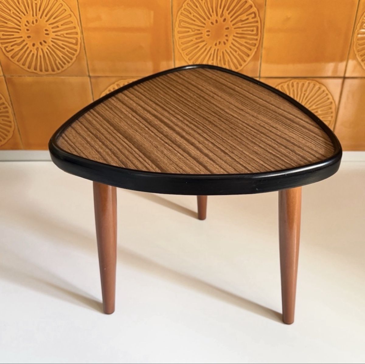 Hocker: Pflanzenständer Blumenhocker vintage – Gebraucht aus Gerlafingen von sternrose