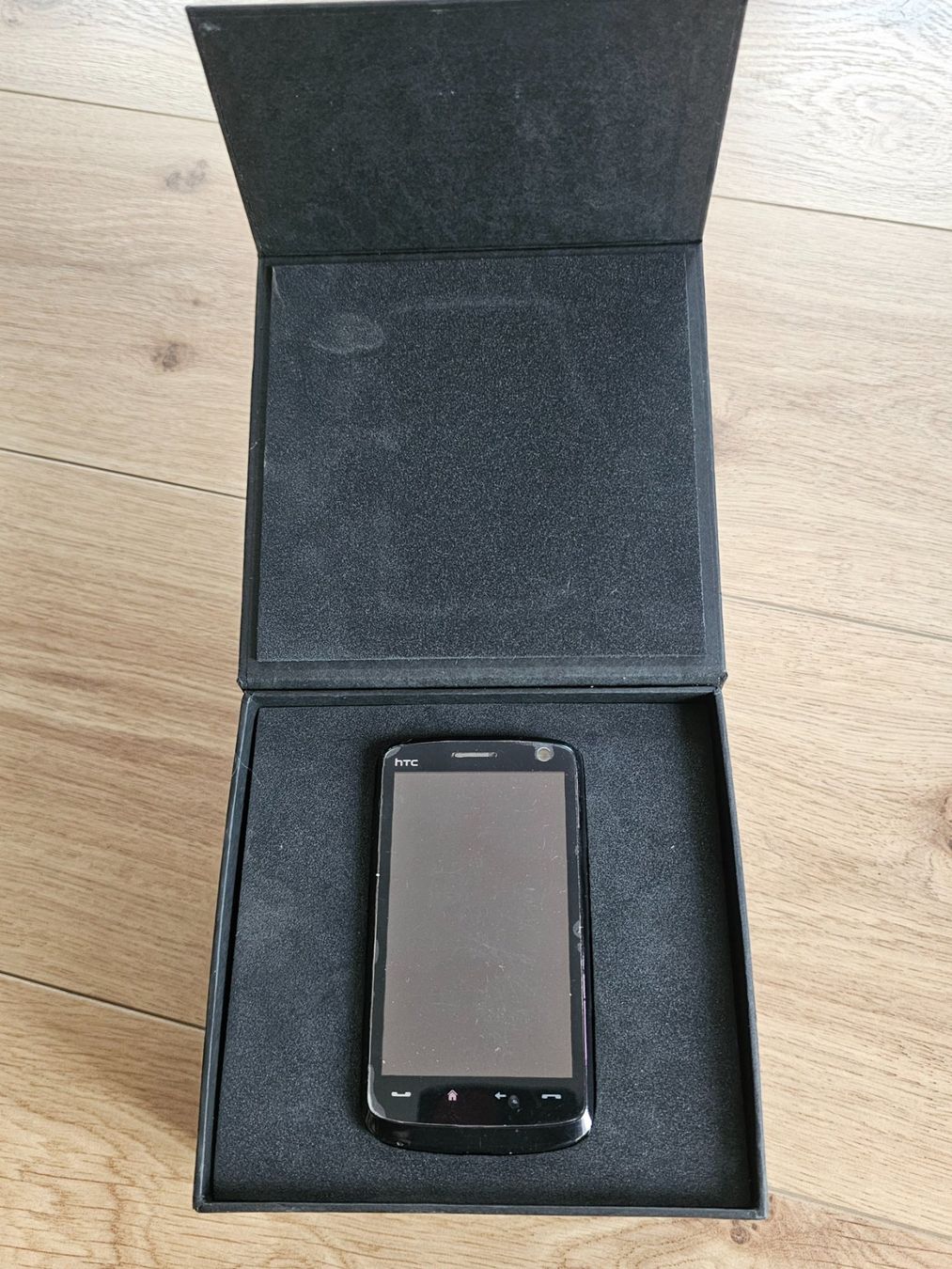 HTC Telefoni cellulari / Smartphones: HTC Touch HD – Usato da Yvonand venduto da Li_poch 4