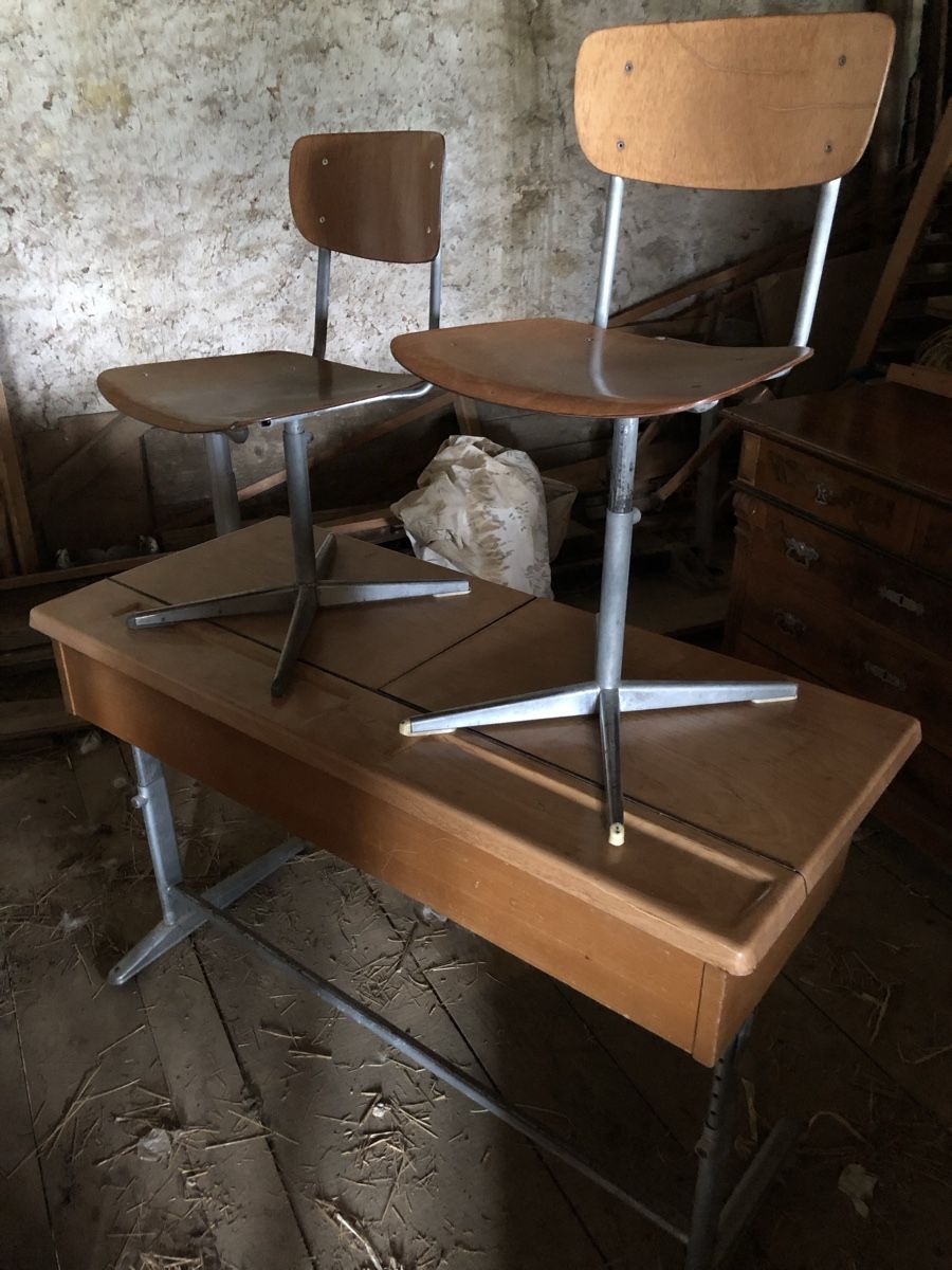Schreibtische: Bureau d’écolier – Gebraucht aus Lignières von Alains69 2