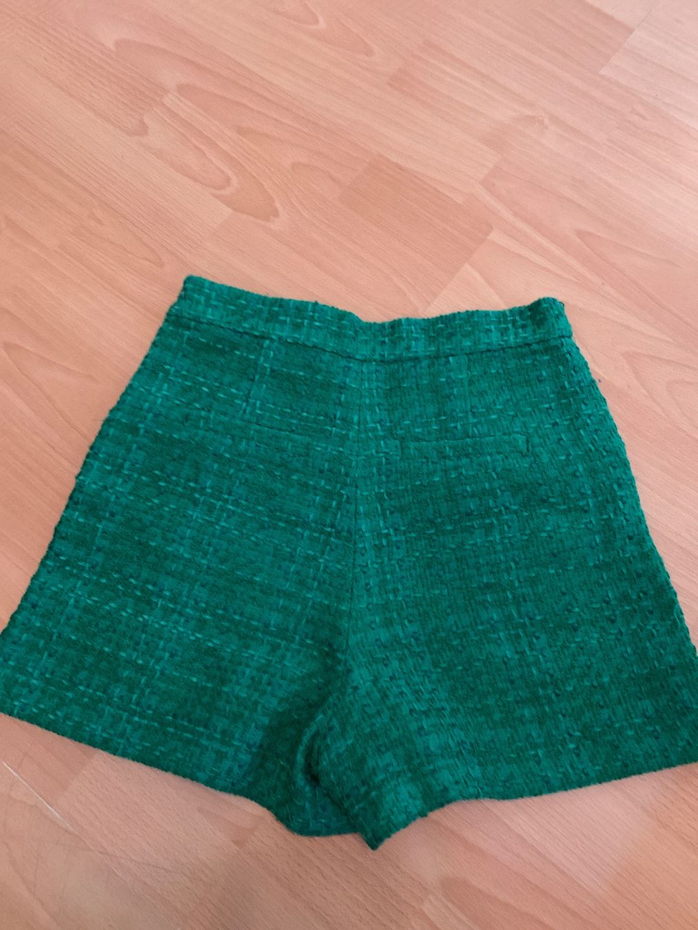 Pantaloni: Joli short vert BZB taille 34 – Usato da MEYRIN venduto da Gwendo10 1