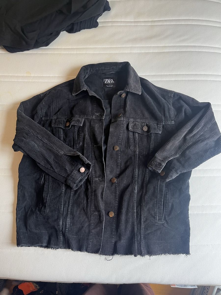 Zara Jacken: Cordjacke von Zara, schwarz – Gebraucht aus Luzern von janine_l 1
