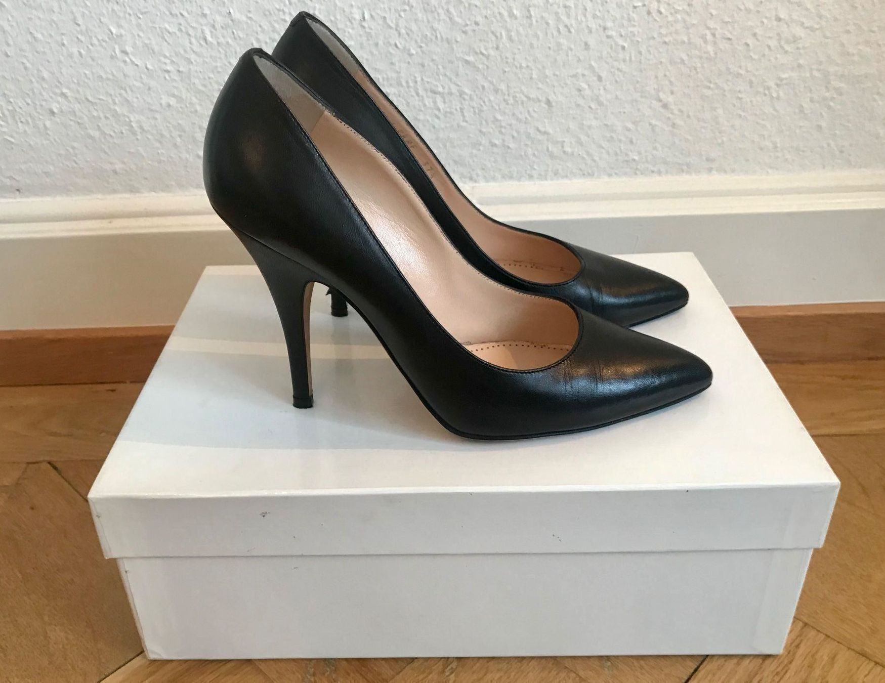 Bally Scarpe da donna: Designer Pumps Bally Schwarz Gr. 37.5 – Usato da Zürich venduto da Swissair1234 2