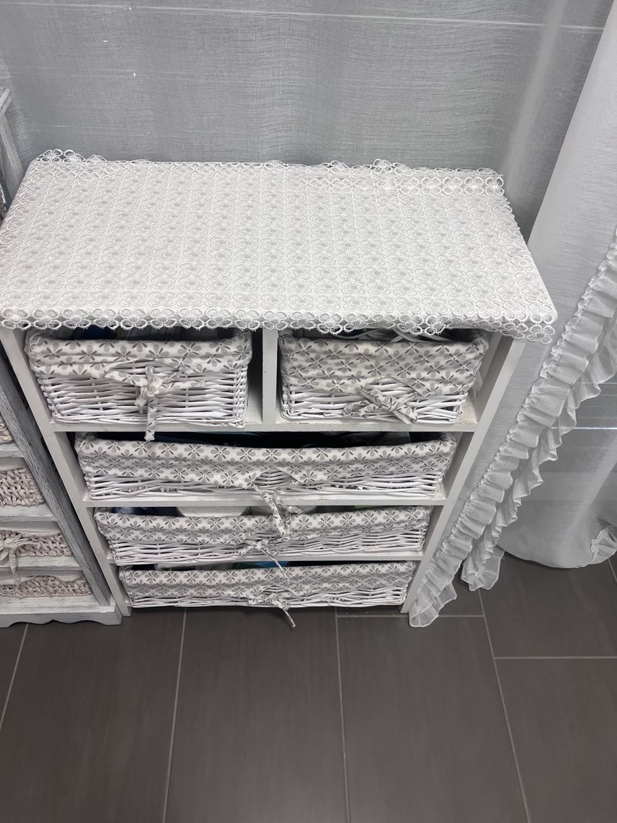 Kommoden: Badzimmermöbel – Gebraucht aus Root von Fashionhomeandmore