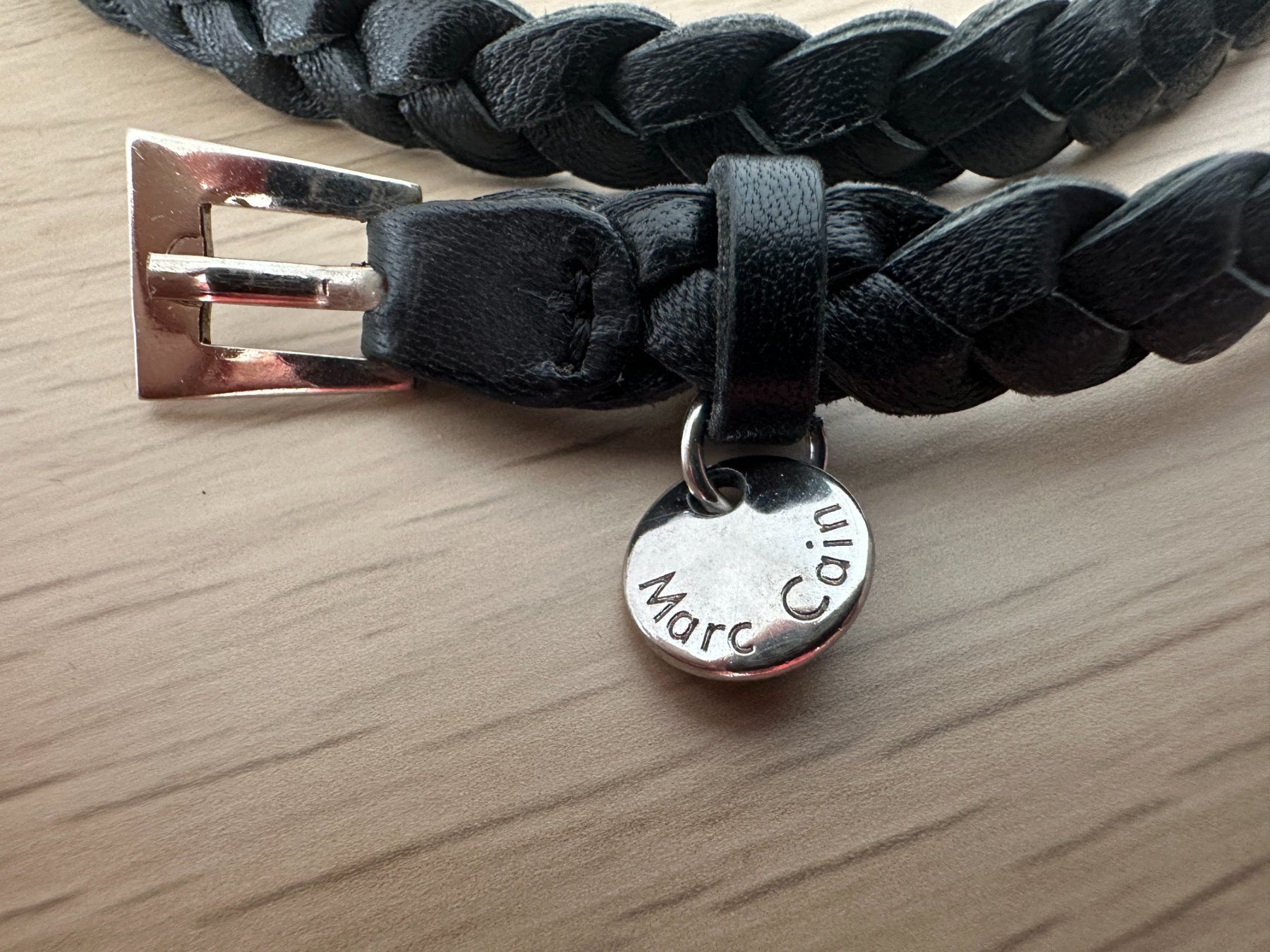 Marc Cain Bracciali & Braccialetti: Lederarmband von Marc Cain – Usato da Urdorf venduto da Erika666 3