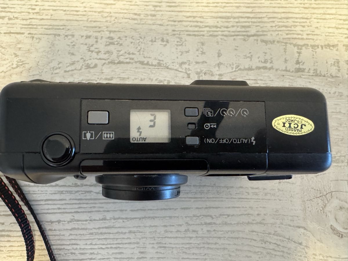 Nikon Kamera: Nikon tw2 kompaktkamera – Gebraucht aus Zunzgen von milesdavis76 1