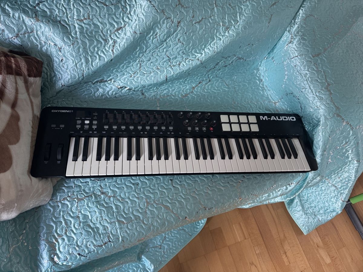 M-Audio Strumenti musicali: M-Audio Oxygen 61 MIDI Keyboard – Usato da Holderbank AG venduto da min_285m