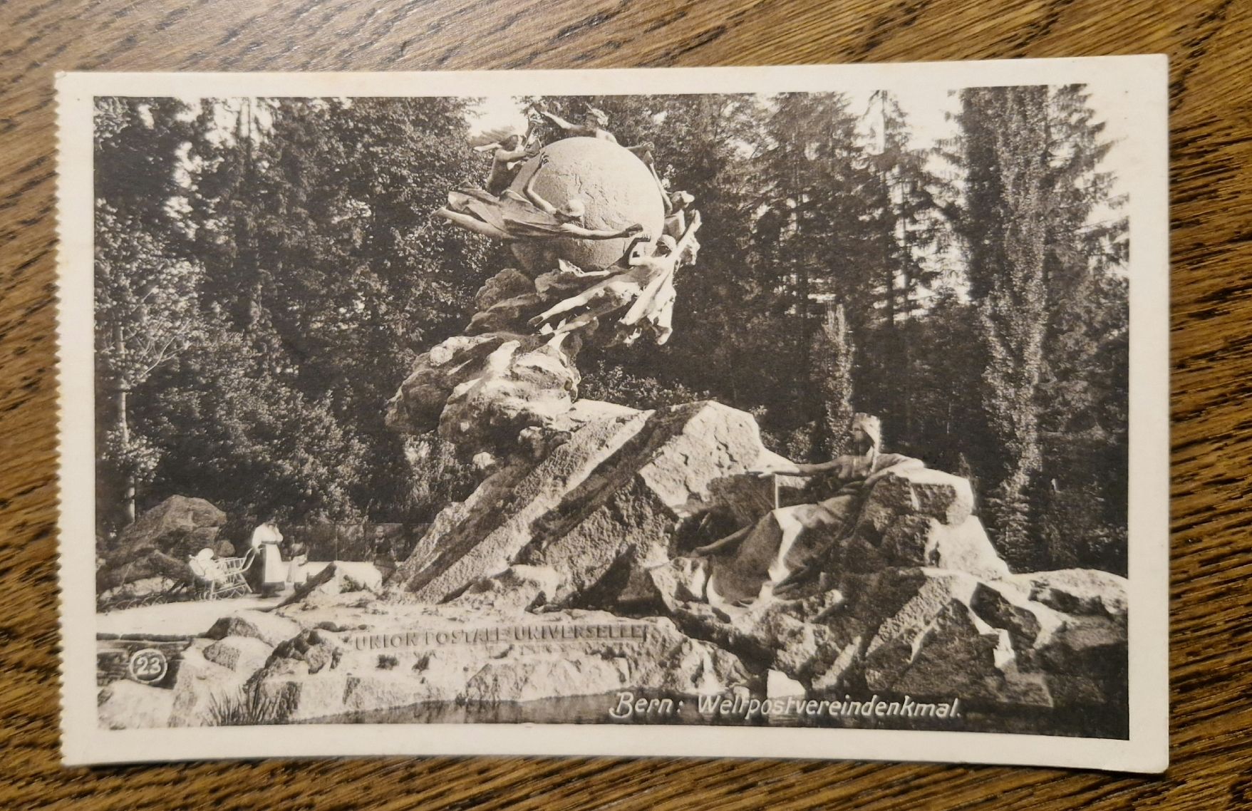 Cartes postales: Weltpostdenkmal Bern – D'occasion à Ebikon par Donar50