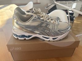 neue Asics Gel-Kayano in 40.5