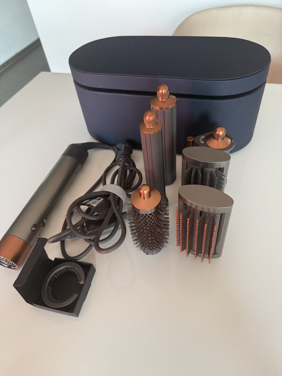 Dyson Asciugacapelli: Dyson AirWrap Komplettset – Usato da Buchs SG venduto da 21pintotcg 2