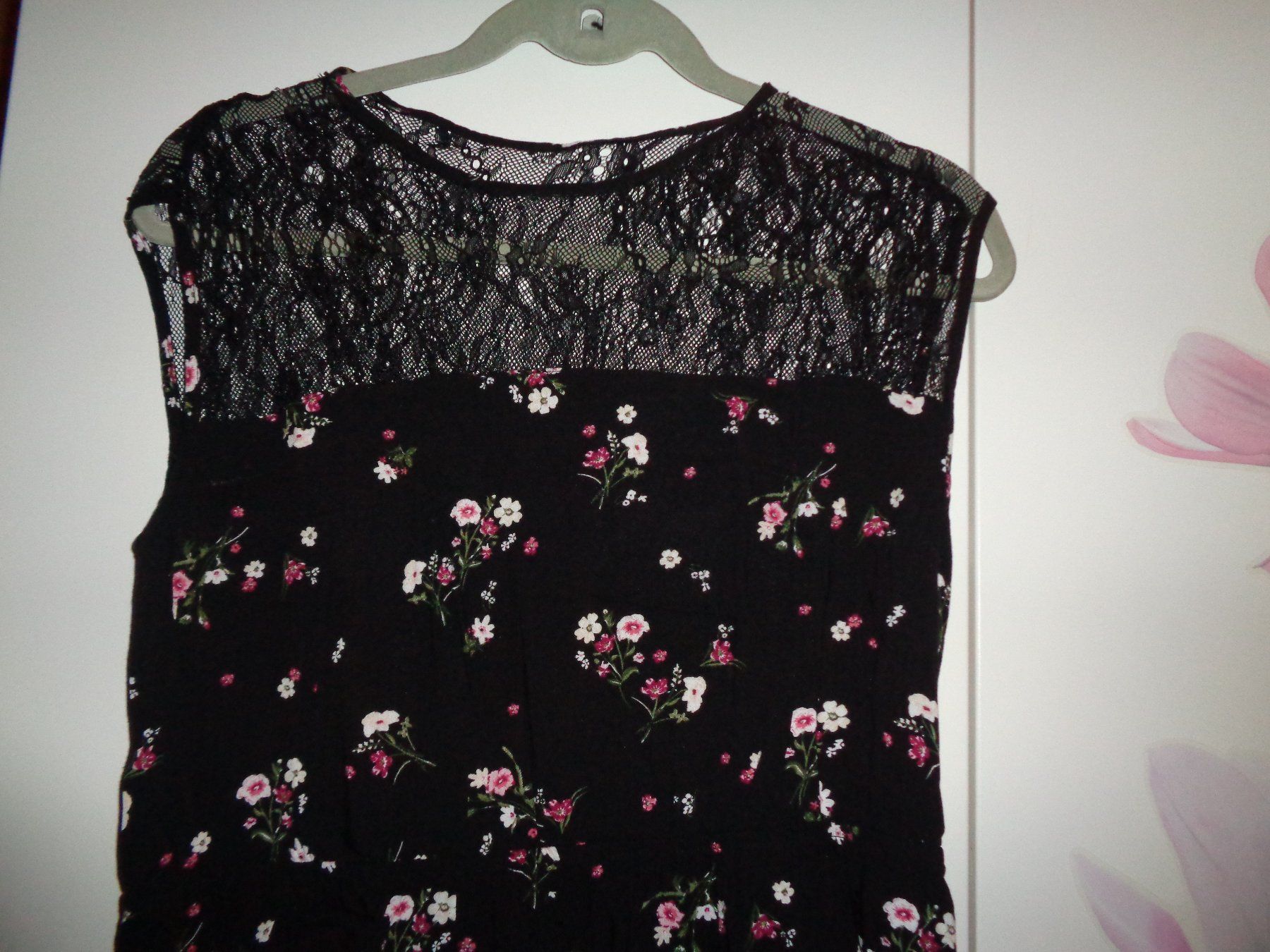 C&A Robes: *** Blümchen Kleid *** / mit Spitze / von C&A ab 1.00 – D'occasion à Othmarsingen par Leuchtturmlady 1
