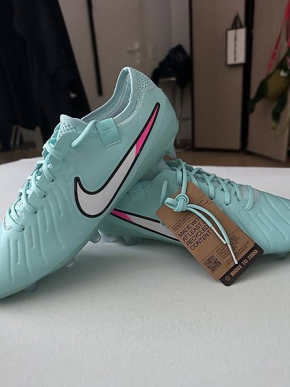 Nike Scarpe da uomo: Fussballschuh size 45 Nike – Nuovo e nell'imballaggio originale da Wohlenschwil venduto da michi9999