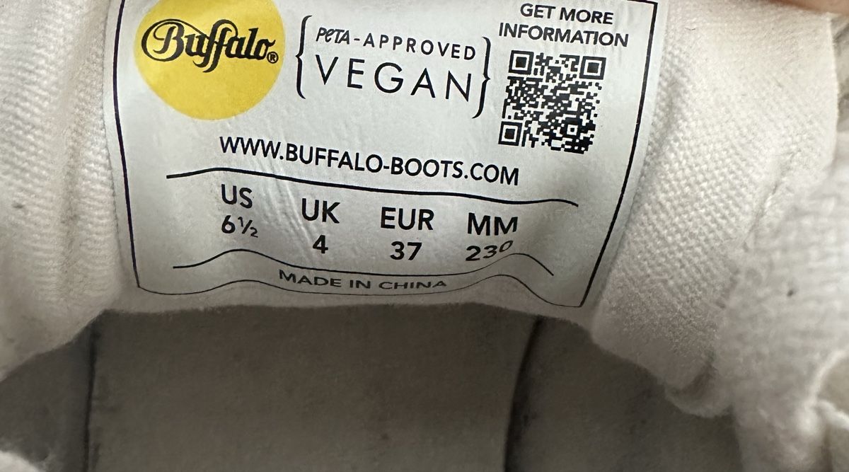 Buffalo Chaussures femmes: Buffalo Sneaker Gr. 37 – D'occasion à Mauensee par Braut-kleid 4