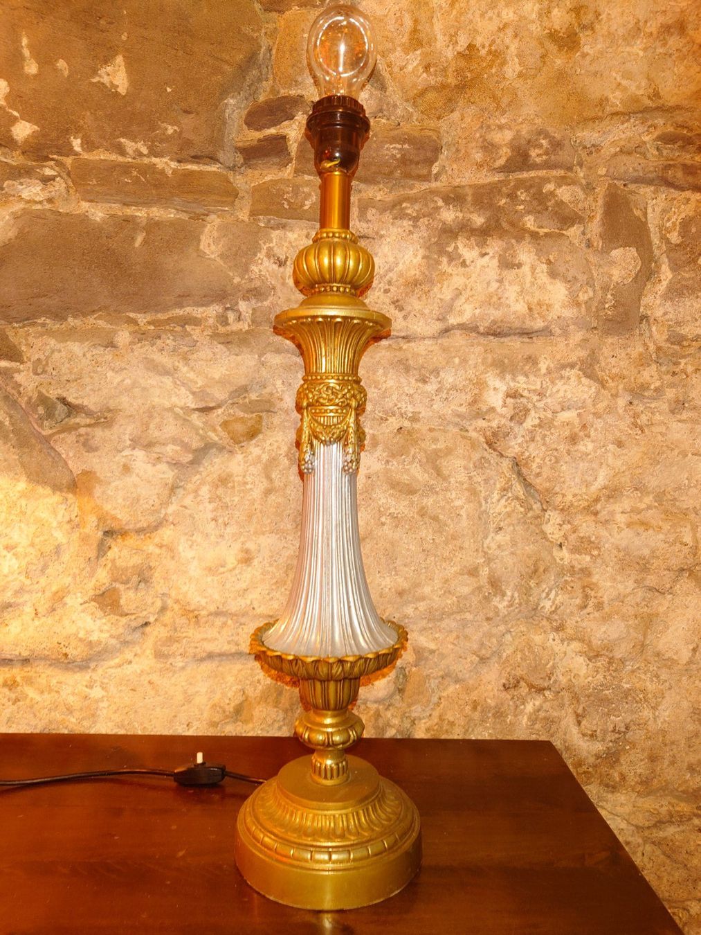 Lampade: Grosse exklusive Tischleuchte mit Seidenschirm um 1900 – Usato da Zürich venduto da Rst7 4