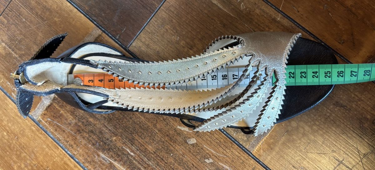 Scarpe da donna: Sandales plates Eugène Riconeus 39 – Nuovo e nell'imballaggio originale da Dotzigen venduto da SecondHandGems 6