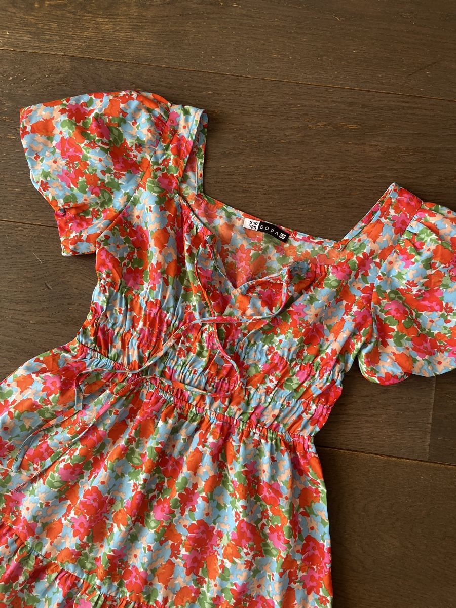 Kleider & Röcke: Robe été à fleurs Soda 9/10 ans – Gebraucht aus gland von Moral 1