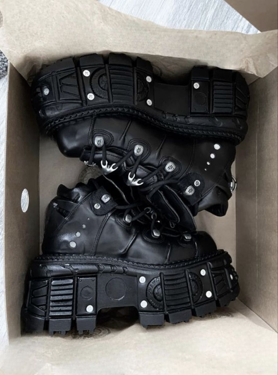 Bottes New Rock Noires - Style Gothique Unique, Taille 39 (Neuf avec ...