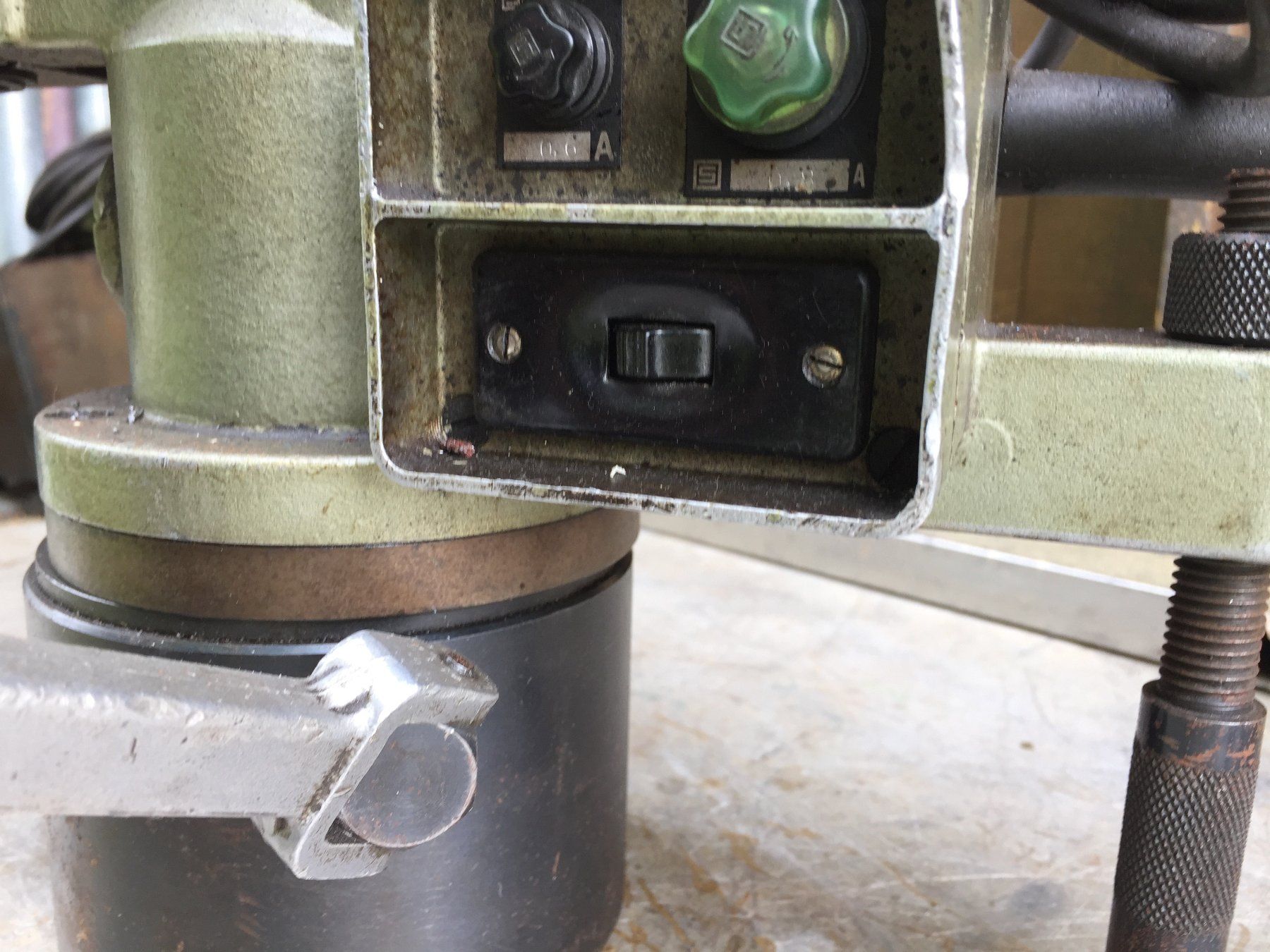 Bosch Trapani: Magnet Bohrmaschine – Usato da Frenkendorf venduto da BasLie 1