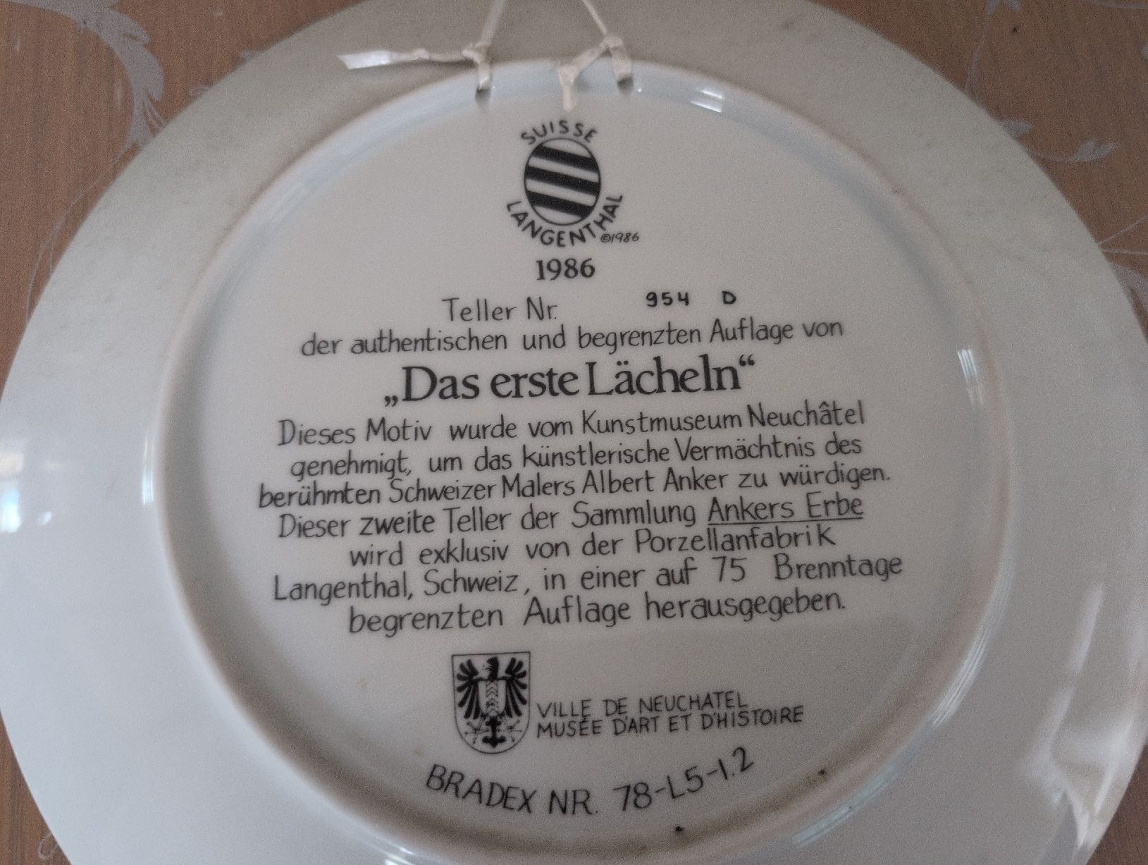 Tutte le decorazioni: Assiette decorative de 1986 "Das Erste Lacheln" – Usato da CORMINBOEUF venduto da savaja 1