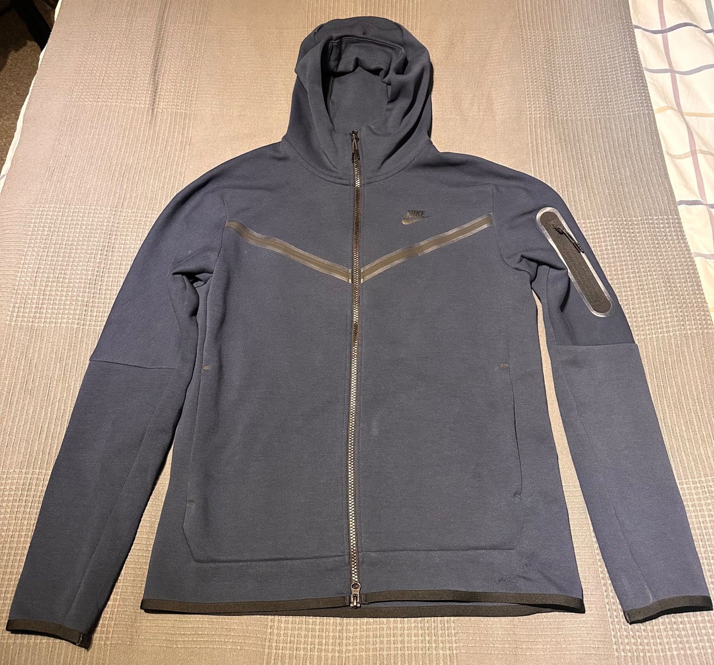 Nike Giacche: Nike Trainingsjacke, Grösse M – Usato da Solothurn venduto da CaylanK