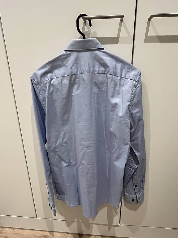 Camicie: Hemd H&M hellblau – Usato da Zürich venduto da BigRock89 2