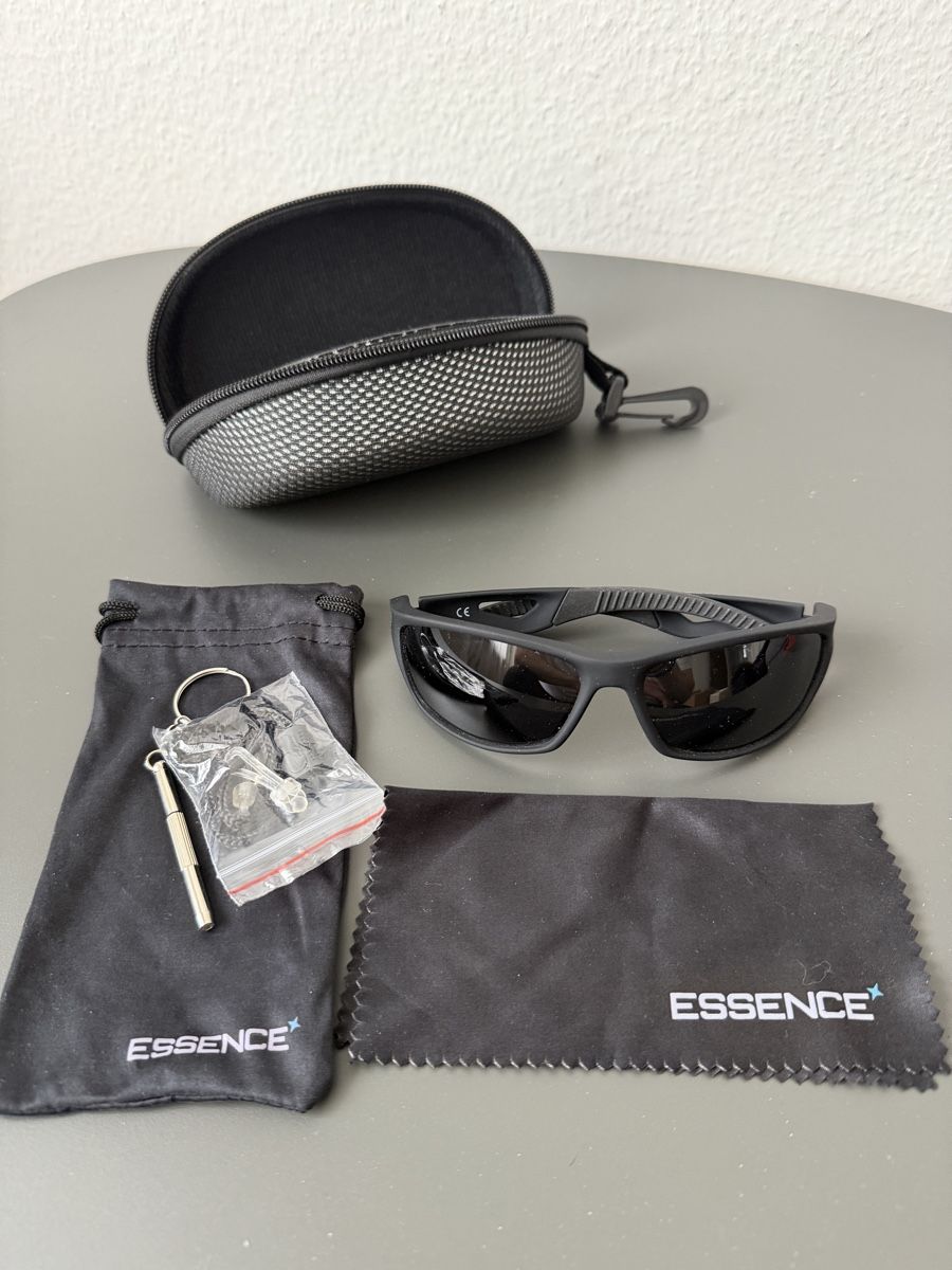 Occhiali & Lenti: Polarised sunglasses – Usato da Dübendorf venduto da Srdan90