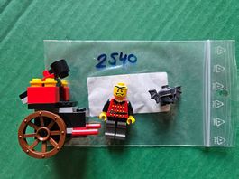 2540 LEGO Fright Knights Catapault Cart