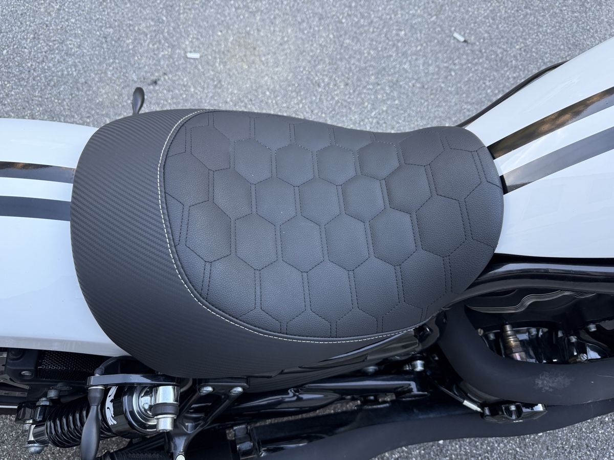 Harley-Davidson Chopper: Harley Davidson Night Rod Special – Usato da Flums venduto da m-m.a22 4