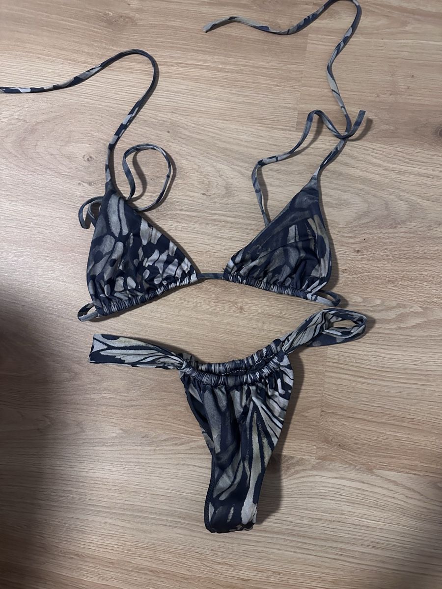 Badekleider & Bikinis: Bikini ensemble  – Neu (gemäss Beschreibung) aus Biel/Bienne von Eri_25px