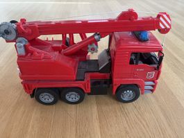 Bruder MAN Feuerwehr Kranfahrzeug bespielt - guter Zustand