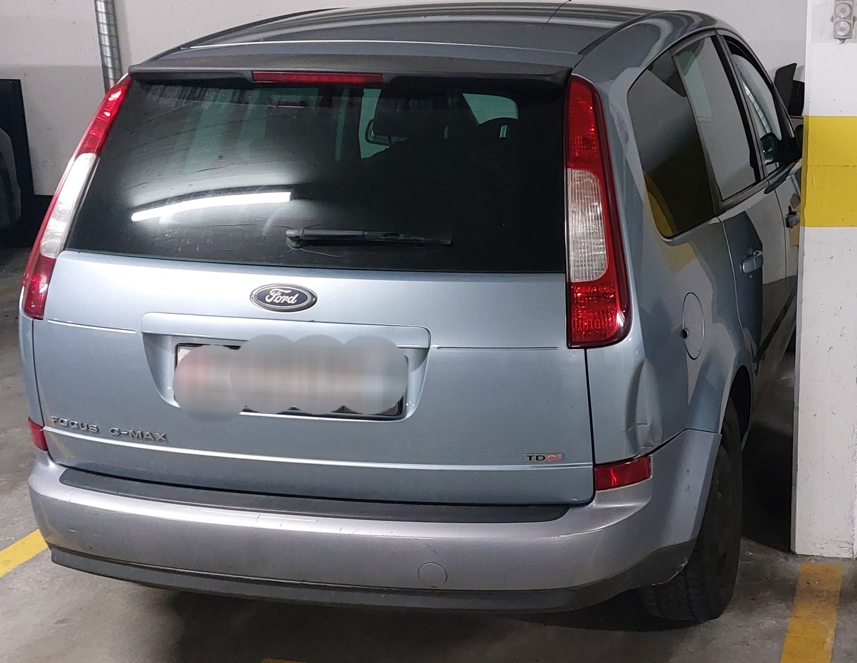 Ford Automobili: Ford Focus Cmax 1.6TDCi – Usato da Obfelden venduto da die_8hy5 2