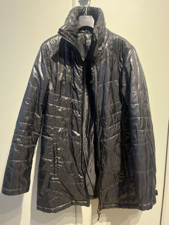 Steppjacke Active schwarz glänzend guter Zustand