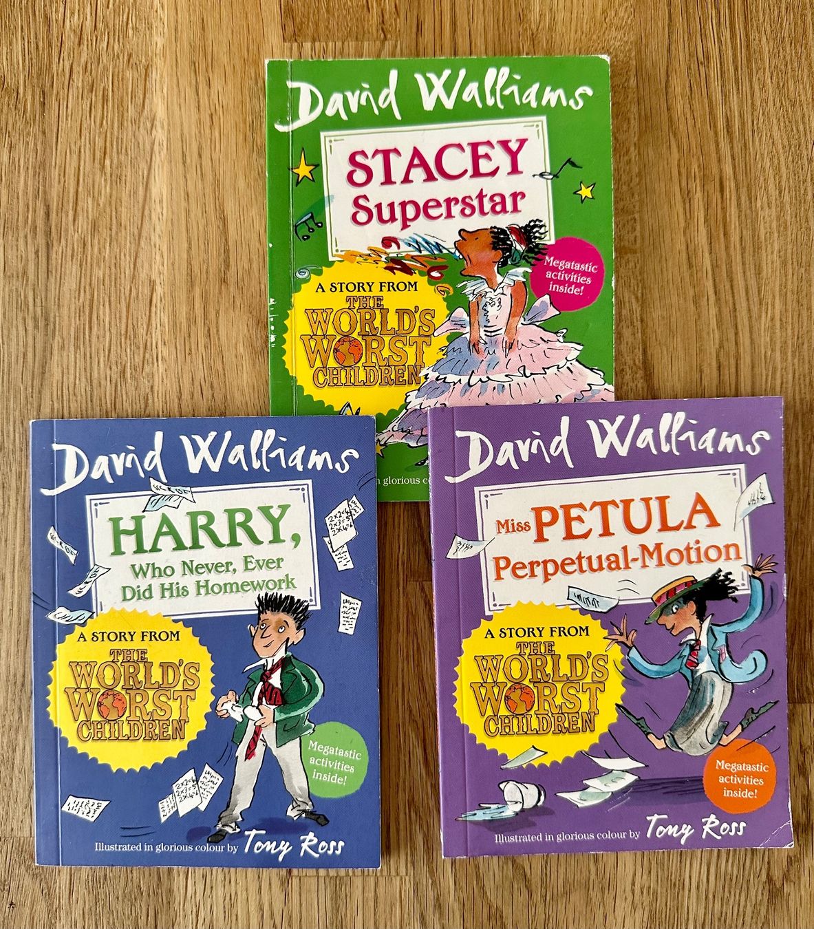 Libri: 3 English books – Usato da Amriswil venduto da Mat08