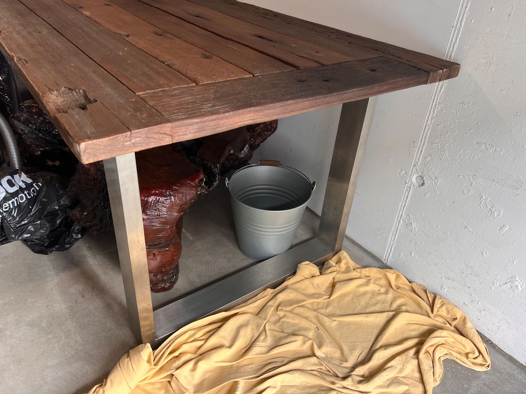 Tavoli: Moderner Esstisch aus Holz mit Metallbeinen – Usato da Rikon im Tösstal venduto da kevinsche1 4