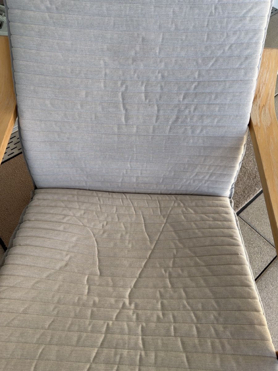 Ikea Poltrone: Sessel mit Polster hellgrau – Usato da Dübendorf venduto da elem17 2