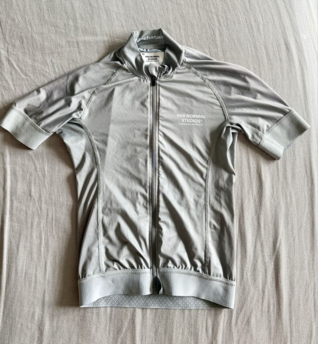 Canottiere & Pantaloni: PAS Damen-Radtrikot – Usato da Küsnacht venduto da cri_ngg5 1