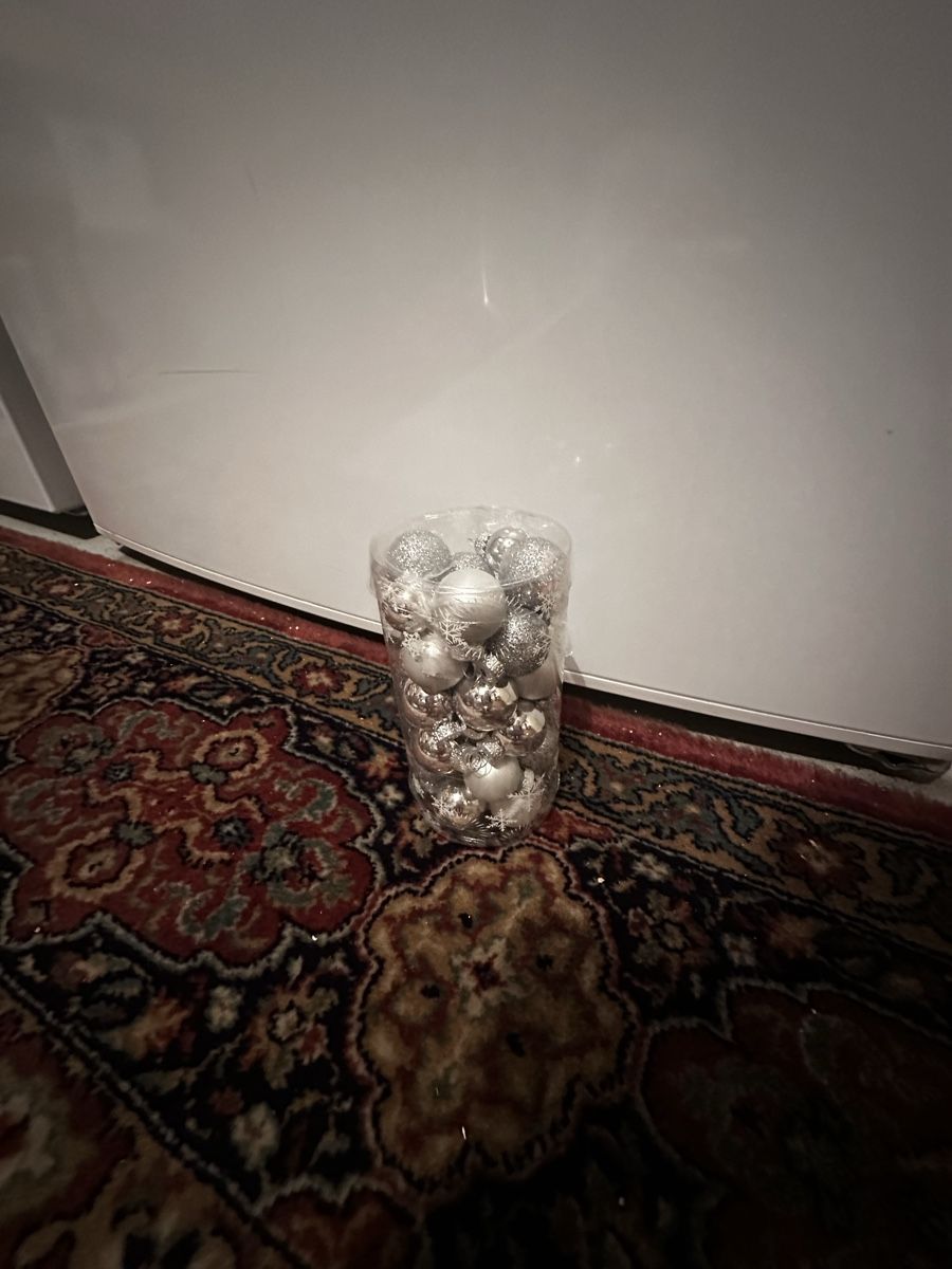 Tutte le decorazioni: Christbaumkugeln Silber Glitzer mini Weihnachtsdeko – Usato da Buchs AG venduto da Dasmusstduhaben 2