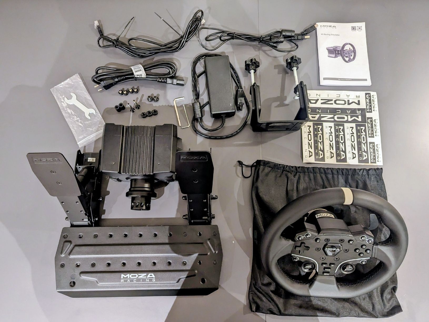 Moza R5 Bundle + SR-P Light Performance kit (Gebraucht) in Zürich für ...