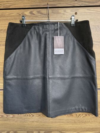 Jupe en cuir noir Promod, taille 42 - NEUF