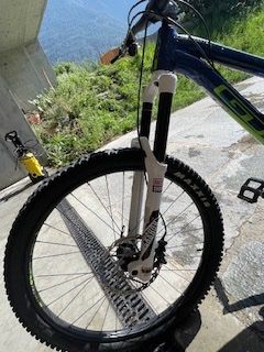 GT Vélos: GT Sanction Expert 27,5 – D'occasion à Brig par Aquamann 8