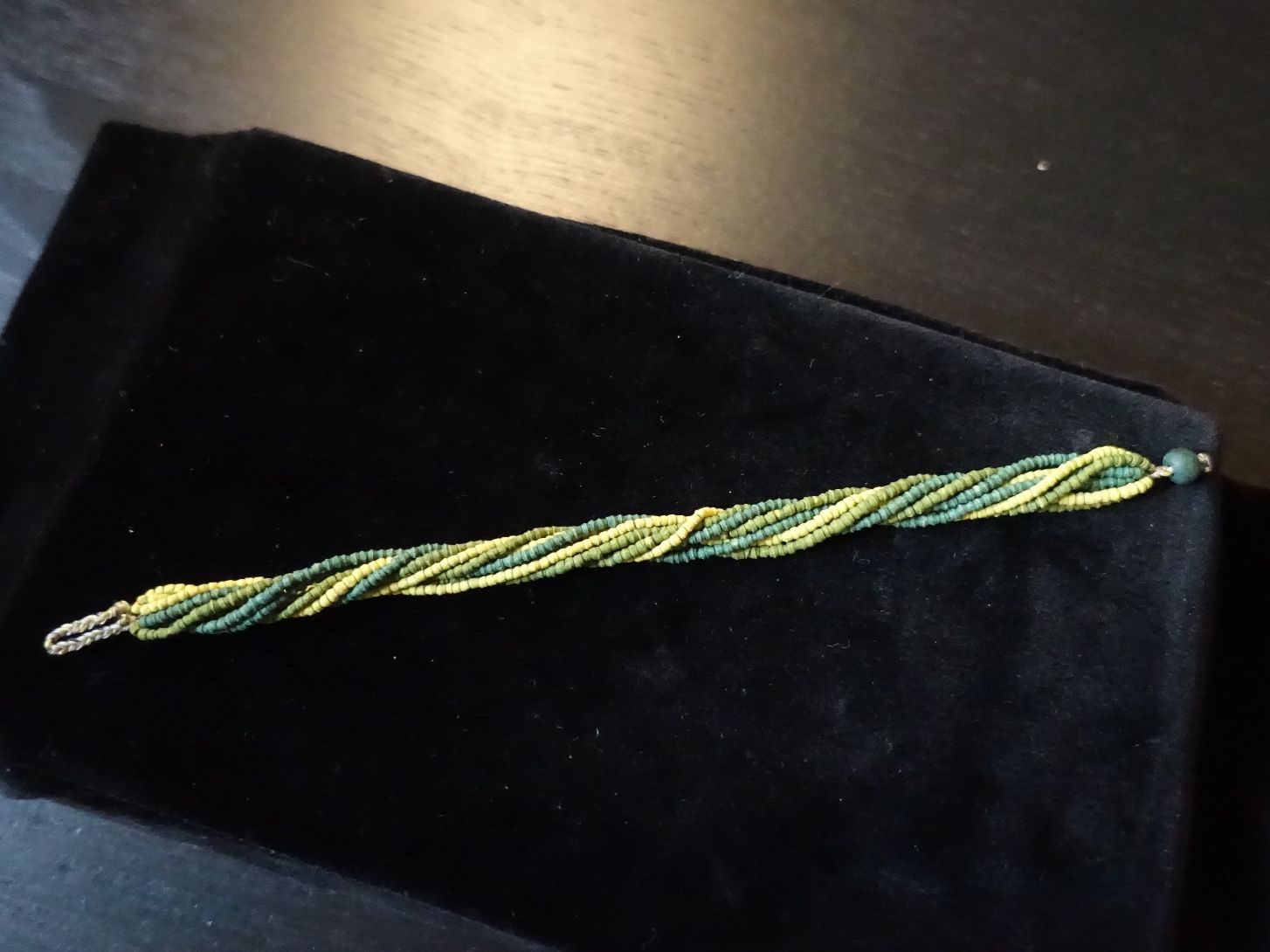 Armbänder & -reifen: Armband mit 9 Strängen aus kleinen Holzperlen – Gebraucht aus Russikon von Eulenfeder 3